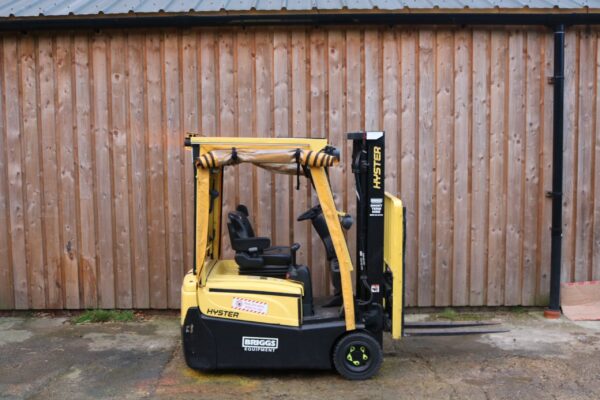 Hyster pic 3